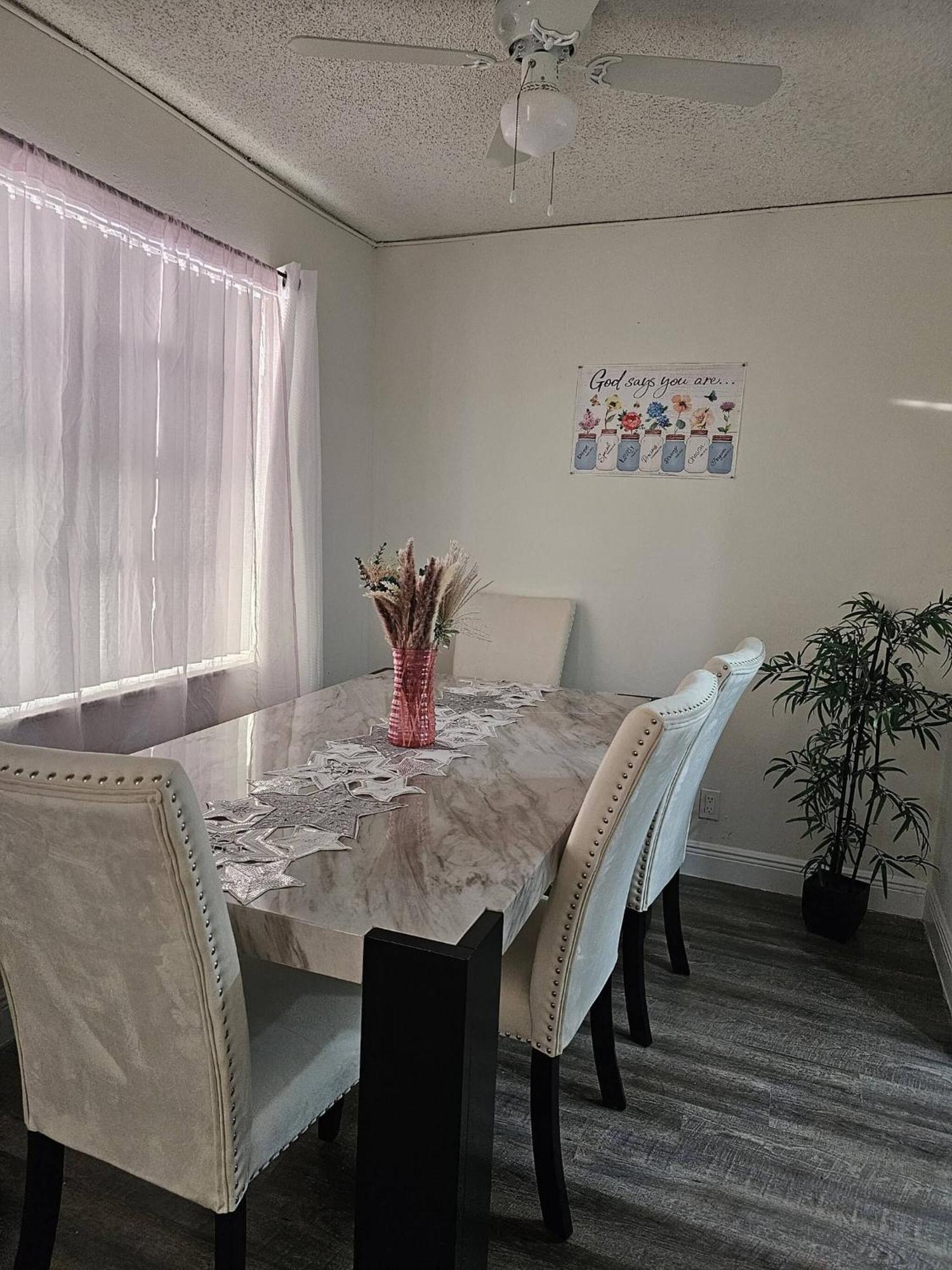 Room In Apartment - The Sample Rd Retreats Pompano Beach Extérieur photo